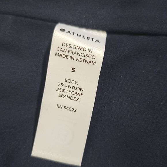 Athleta Womens Small Elation Capri Blue Gym Workout Yoga Activewear Running HIIT - Picture 4 of 8
